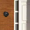 Zwarte houten nerf - Klassiek Naambord Organisch middel -sfeer3