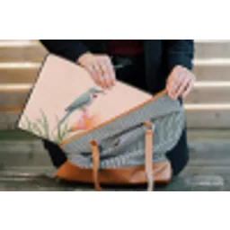 Vogel - Bloem - Natuur - Roze laptophoes neopreen klein -tas