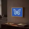 Vlinder - Wit - Getekend - Stippen Light Box met batterij (Wandlamp) middel -sfeer1
