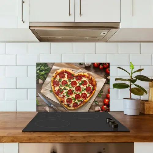 Pizza - Hart - Pepperoni - Tomaat keuken achterwand spatscherm klein -sfeer2