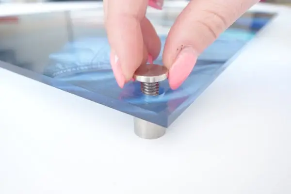 Ophangsysteem plexiglas