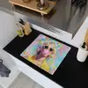 Vrouw - Blond - Roze kauwgom - Kleurrijk - Pastel Inductie beschemer met haakjes middel -sfeer1