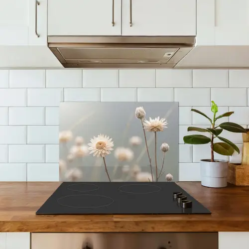 Strobloemen - Wit - Daglicht keuken achterwand spatscherm klein -sfeer2