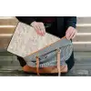 Slang - Patroon - Beige laptophoes neopreen klein 279 -tas