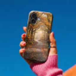 Bospad - Herfstbos - Bladeren - Oranje - Nostalgisch Toughcase MagSafe Apple iPhone 17 klein -Sfeer1V