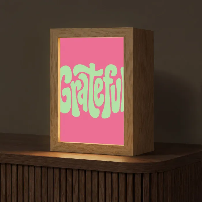 Grateful - Groen - Grafisch - Vloeiend Light Box met kabel (Tafellamp) klein -z3d_website