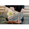 Narcis - Bloem - Minimalistisch laptophoes neopreen klein -tas