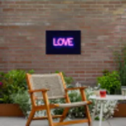 Neon - Love - Valentijn Tuinposter op houten frame 2 cm dik klein -sfeer3