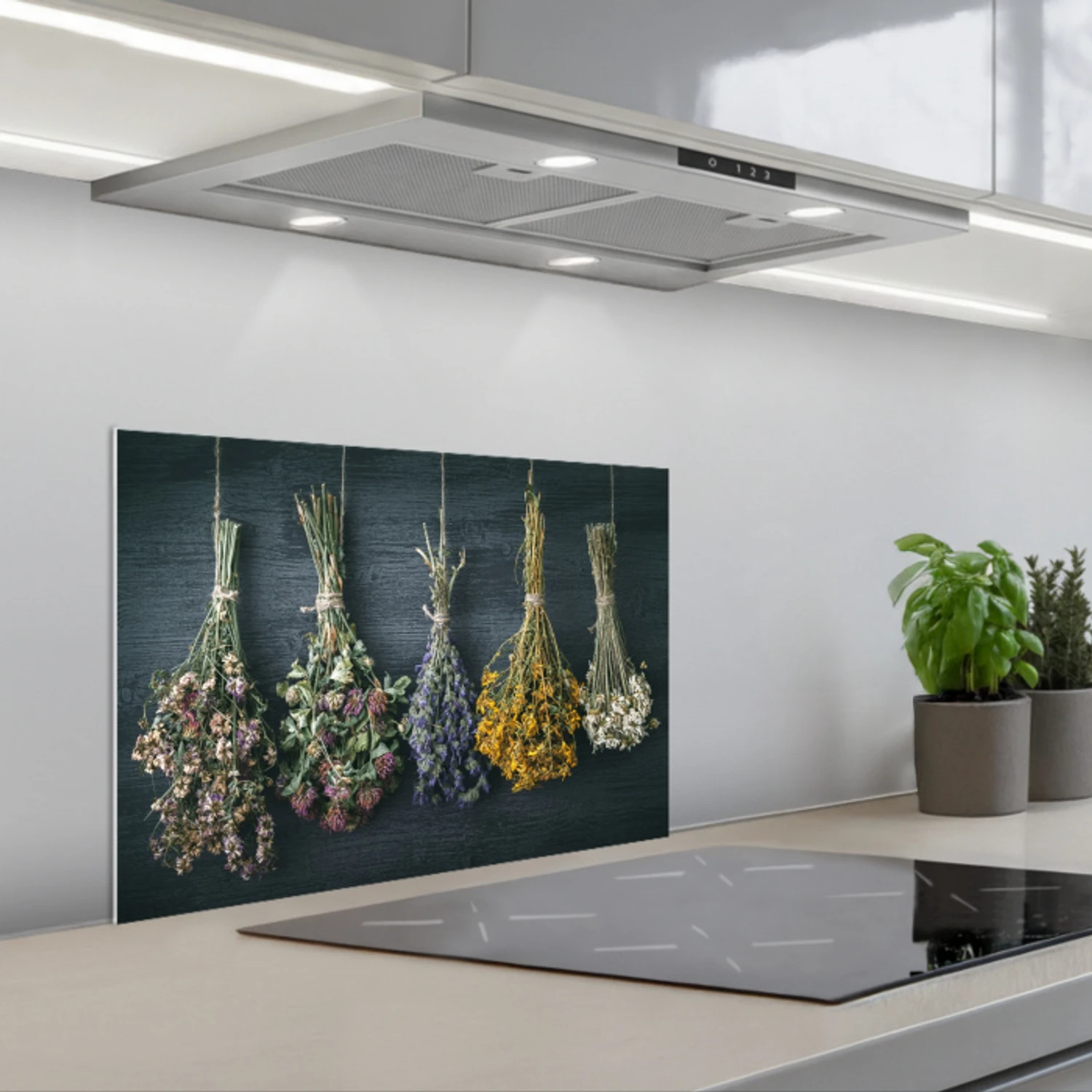 Kruidenkwartet aan een Donkere Wand keuken achterwand spatscherm klein -3d_schuin