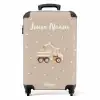 beige-kinderkoffers-met-naam-oueuoedn2t7gbyiw-nbs-handbagage-koffer-volwassenen-unisex-middel-productfoto-recht.jpg