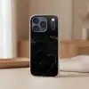 Zwart marmer - Gouden aders - Klassiek Telefoonhoesje iPhone 17 Pro klein -sfeer2