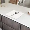 Cocktail - Glas - Olijf - Minimalistisch Inductie beschermer vinyl 3mm middel -sfeer8