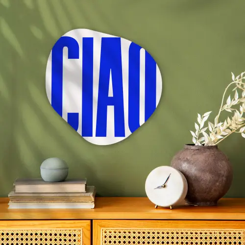 Ciao - Hoofdletters - Blauw - Minimalistisch Wandcirkel Organisch Forex 3mm klein -sfeer2