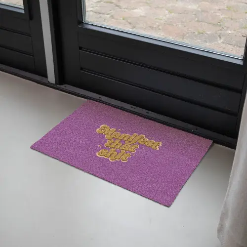 Manifest that shit - Paars - Glitter Deurmat klein -sfeer2