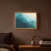 Zee - Silhouet - Abstract - Blauw Light Box met batterij (Wandlamp) middel -sfeer4