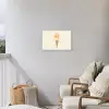 Minimalistisch - Schepijs - Hoorntje - Beige Tuinposter op houten frame 2 cm dik klein -sfeer1