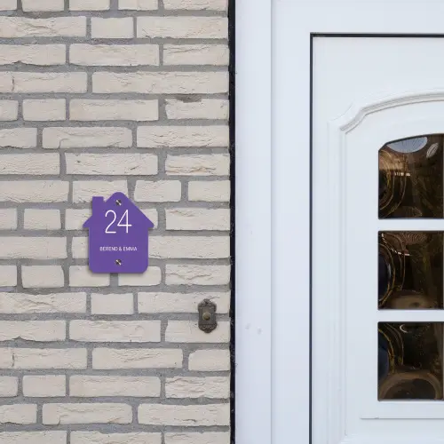 Donkerpaars - Klassiek Naambord Huisje klein -sfeer1