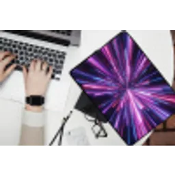 Lichtsnelheid - Ruimte - Roze - Paars laptophoes neopreen klein -bureau