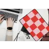 Schaakbord patroon - Rood - Roze - Blokjes laptophoes neopreen klein -bureau