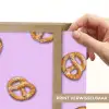 Pretzels - Eten - Paars Light Box met batterij (Wandlamp) middel -USP_websiteprintNL