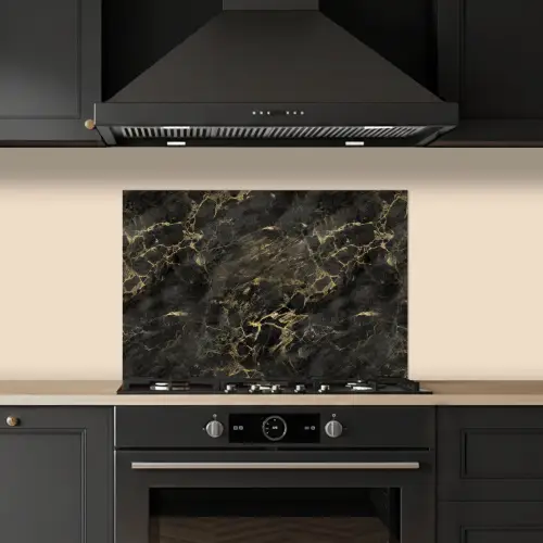 Zwart - Marmer - Goud - Nerf keuken achterwand spatscherm klein 900 -sfeer1