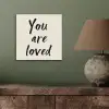 Minimalistisch - Beige - Love aluminium wit klein -sfeer2