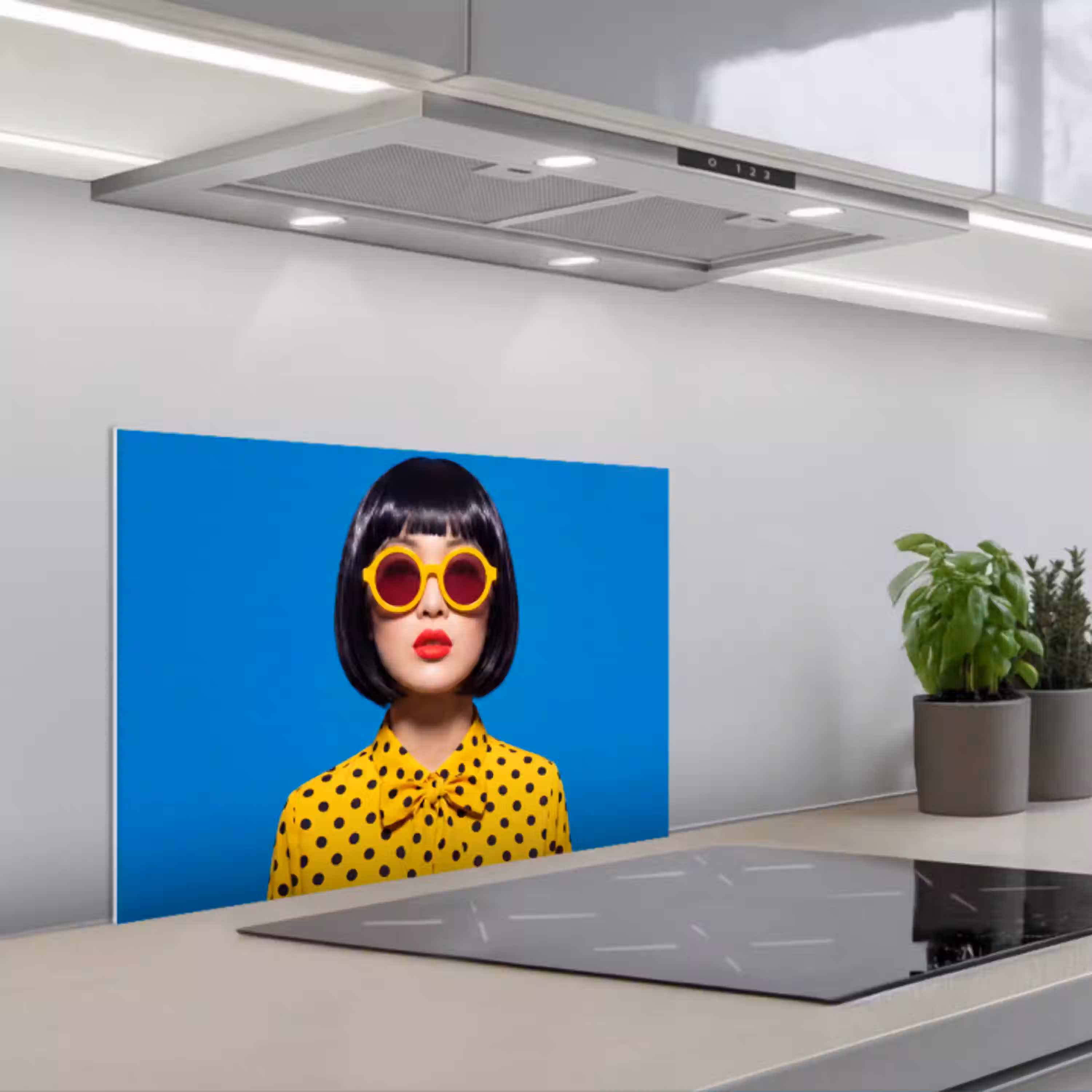 Vrouw - Zonnebril - Pop Art - Portret - Geel keuken achterwand spatscherm klein -3d_schuin