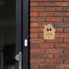 Licht hout - Modern Naambord Huisje klein -sfeer2