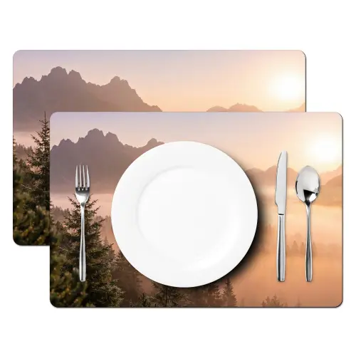 Zonlicht - Mist - Bergen - Bomen Placemat vinyl groot -zzsfeer2_Kitchenyeah-website