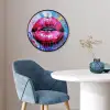 Graffiti - Lippen - Felroze - Geschilderd Fotolijst rond zonder passe partout klein -sfeer2