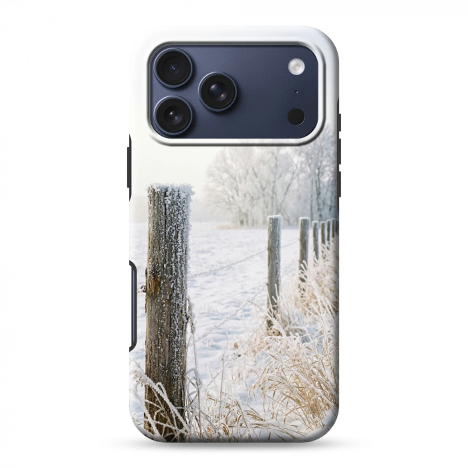 Hek - Sneeuw - Mist - Platteland - Nostalgisch Toughcase MagSafe Apple iPhone 17 Pro Max klein -3d