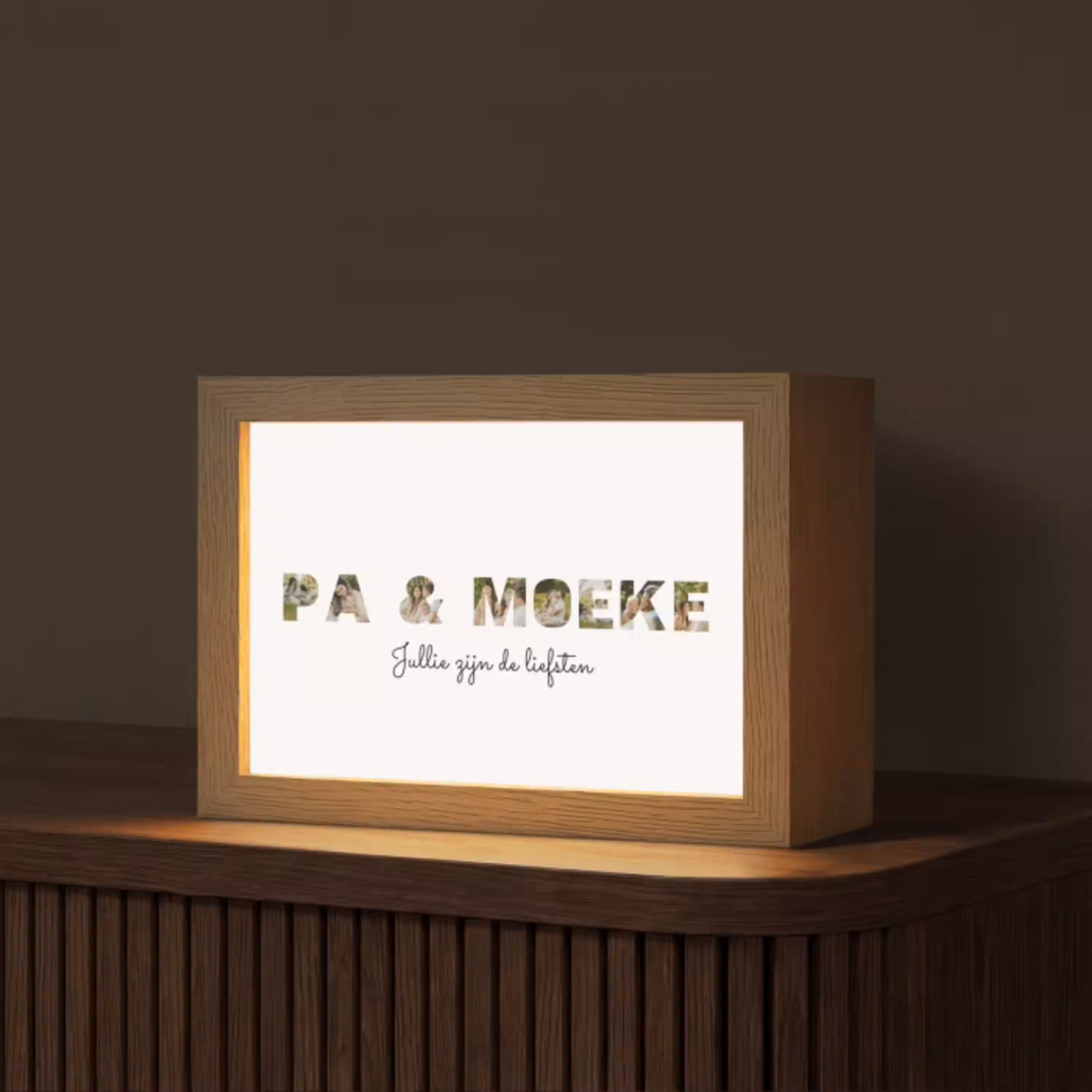 Pa & Moeke - Lettercollage Light Box met kabel (Tafellamp) klein -z3d_website