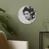 Edgy - Vrouw - Zwart - Wit Akoestische PET Vilt - Rond klein -sfeer2
