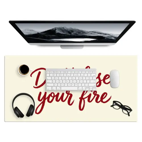 Don't lose your fire - Rood - Wit - Minimalistisch Muismat XXL klein -3d