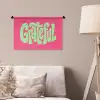 Grateful - Groen - Grafisch - Vloeiend Wandkleed katoen klein -sfeer4