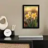 Bloemen - Geel - Wazig fotolijst zwart zonder passe partout klein -sfeer1
