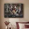 Tijger - Dieren - Portret - Luxe - Zwart Textielframe - compleet frame klein -sfeer1