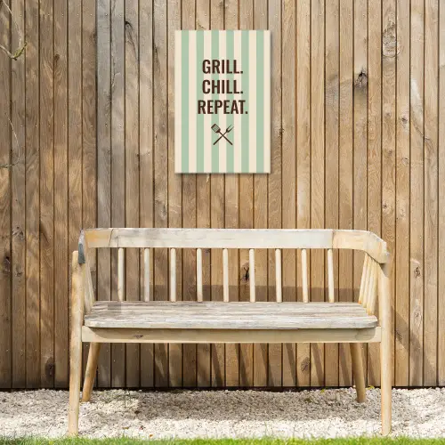 Quote - Strepen - Grill Tuinposter op houten frame 2 cm dik klein -sfeer4
