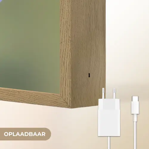 Bloem - Close up - Paars Light Box met batterij (Wandlamp) middel -USP_websiteoplaadbaarNL