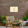 Swag - Roze - Stippen - Geel Tuinposter op houten frame 2 cm dik klein -sfeer3