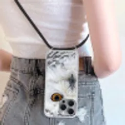Sneeuwuil - Oog - Wildlife - Wit Hoesje iPhone 16 Pro Max met koord klein -sfeer5