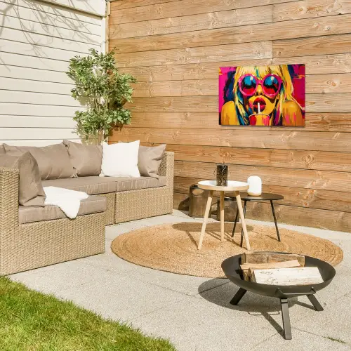 Zonnebril - Roze - Vrouw - Rietje Tuinposter op houten frame 2 cm dik klein -sfeer2