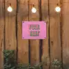 Tekst - Bold - Roze tuinposter los doek klein -sfeer1