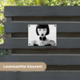 Vrouw - Lolly - Zwart - Wit tuinposter los doek klein -sfeer3