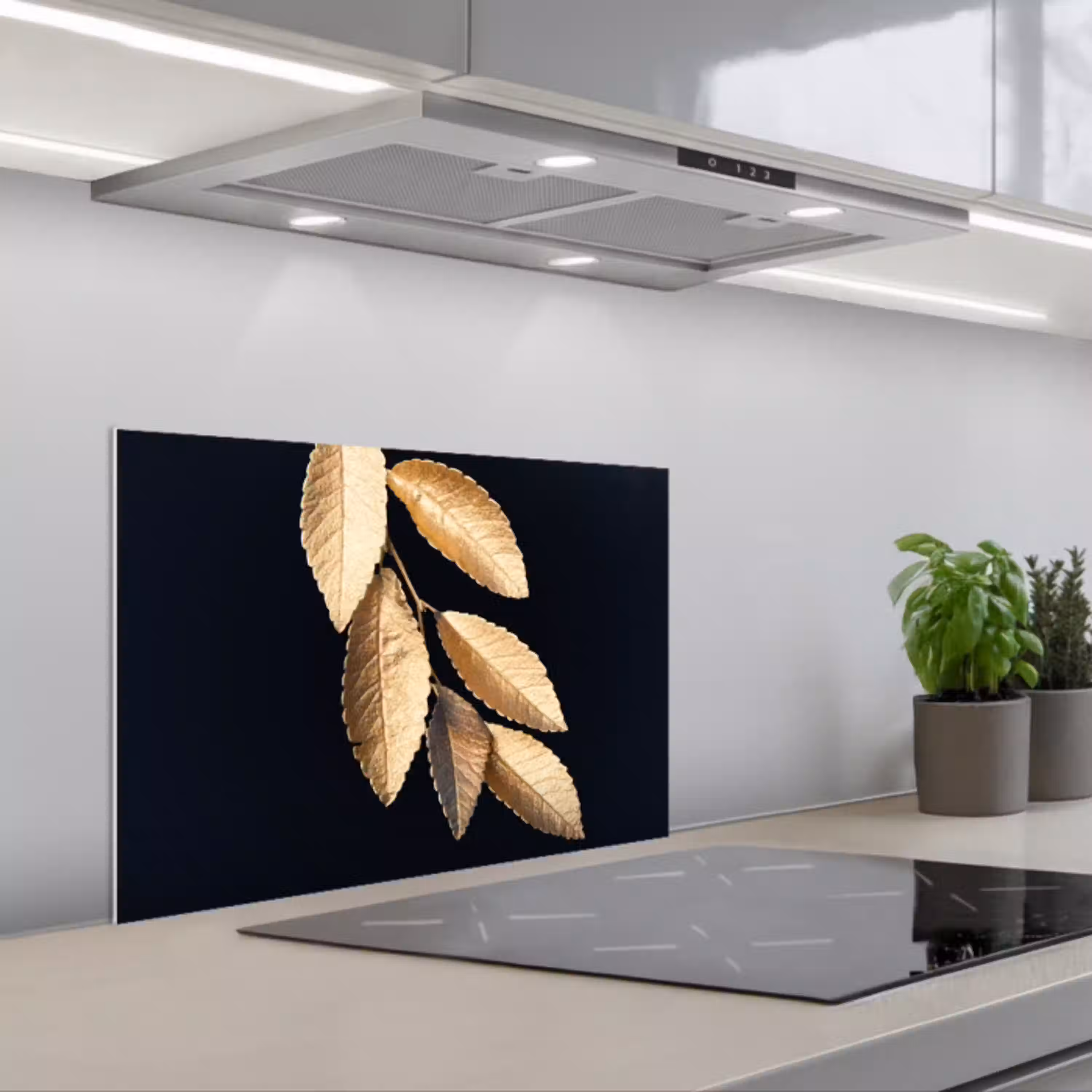 Bladeren - Zwart - Goud - Luxe - Planten keuken achterwand spatscherm klein -3d_schuin