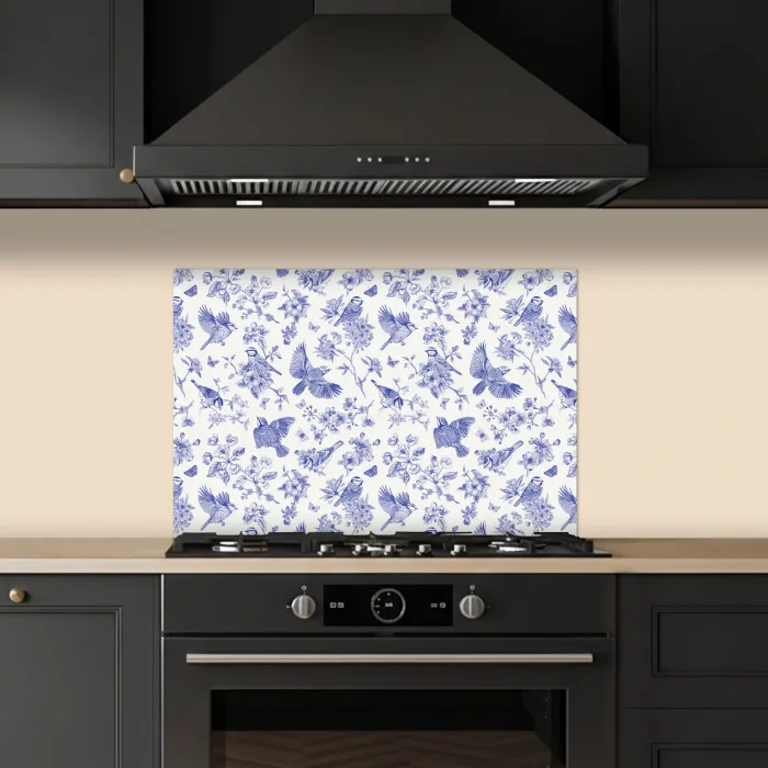 Birds - Flowers - Blue keuken achterwand spatscherm klein 900 -sfeer1