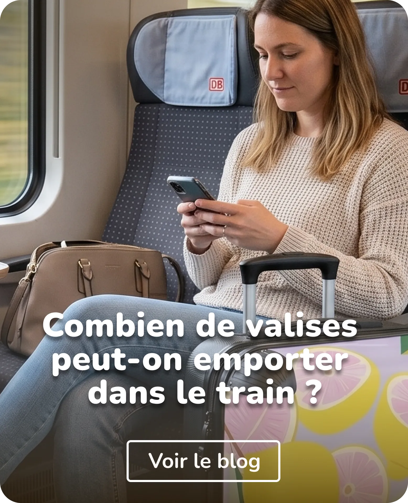 femme avec valise dans le train