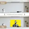 Pak - Hand - Geel keuken achterwand spatscherm klein -voor_na_NL