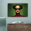Vrouw - Groen - Bril - Aesthetic - Modern canvas 2cm klein -sfeer4