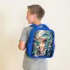 Dino in mystieke jungle met maanlicht Kinderrugzak - Blauw middel -sfeer2